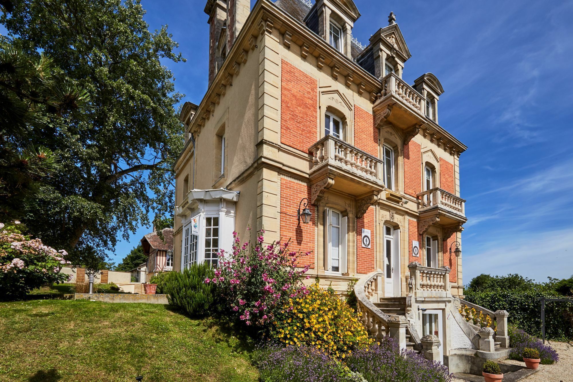 Les Villas D'Arromanches, Teritoria 外观 照片